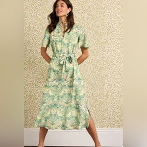 Green nature pattern zip neck midi dress